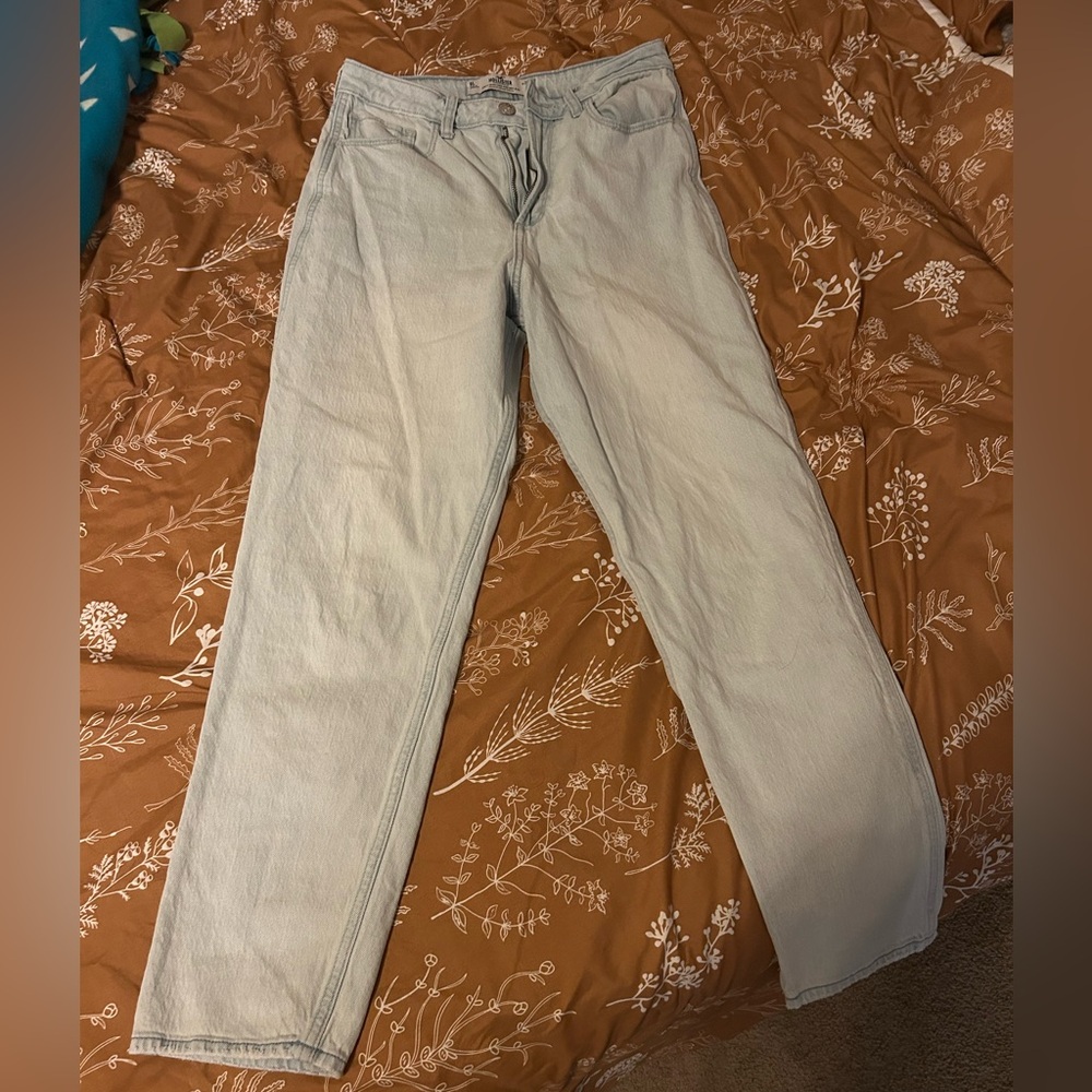 Hollister ultra high rise mom jeans